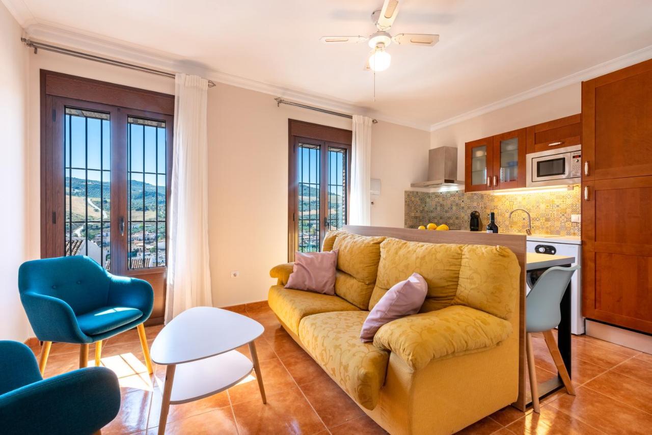 Casa Angelita Caminito Del Rey, Duplex Con Terraza En El Centro De Andalucia Gospodarstwo wiejskie *