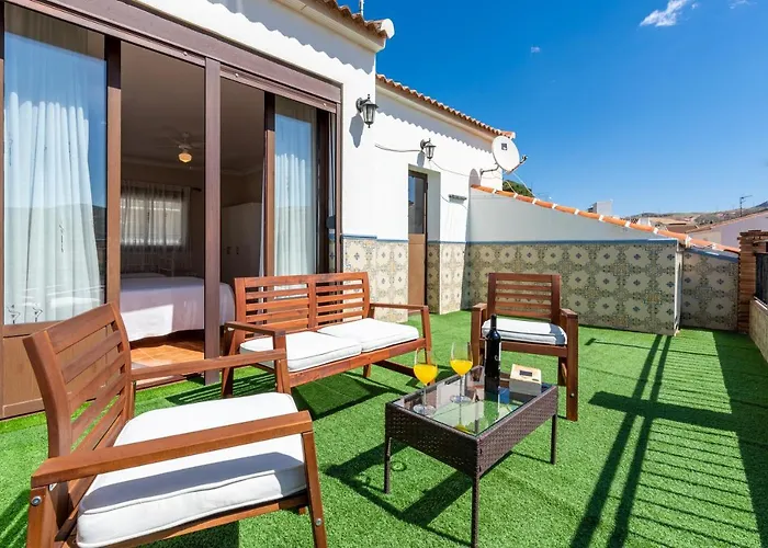 Casa Angelita Caminito Del Rey, Duplex Con Terraza En El Centro De Andalucia