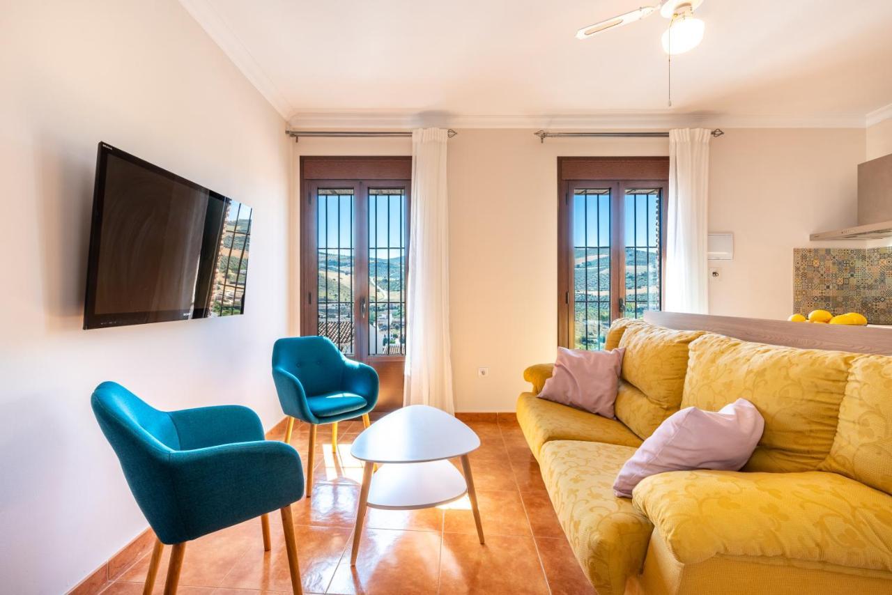 Casa Angelita Caminito Del Rey, Duplex Con Terraza En El Centro De Andalucia Valle de Abdalagis