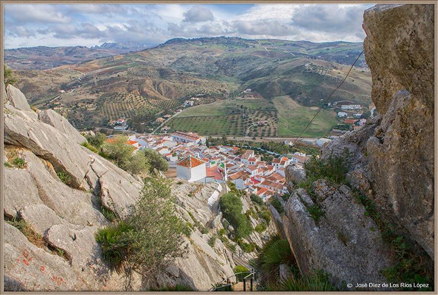 Casa Angelita Caminito Del Rey, Duplex Con Terraza En El Centro De Andalucia *
